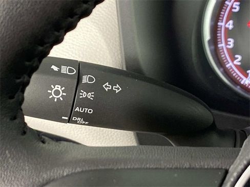 Used 2025 Toyota RAV4 XLE image 19