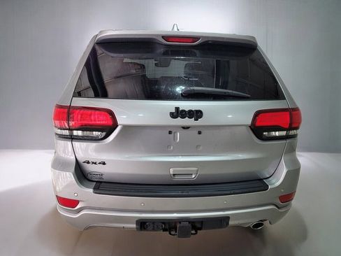 Used 2020 Jeep Grand Cherokee Altitude image 27