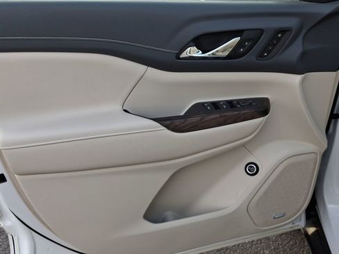 Certified 2021 GMC Acadia Denali image 14