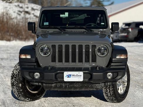 Used 2023 Jeep Wrangler Sport S image 2
