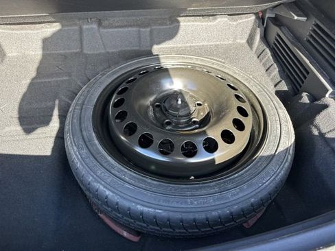 Used 2024 Chevrolet TrailBlazer RS image 41