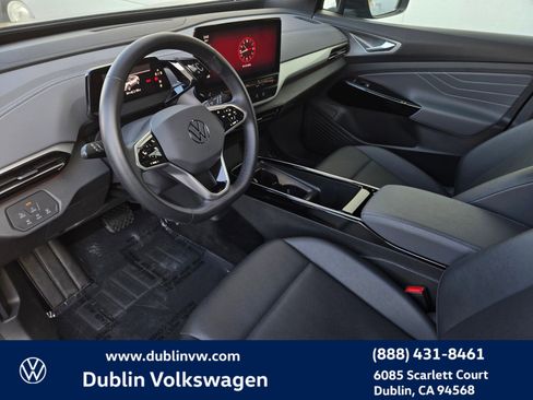 Used 2023 Volkswagen ID.4 Pro S image 9