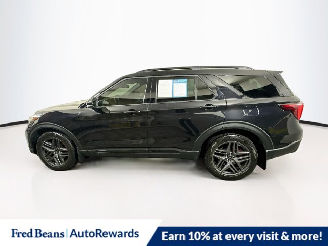Used 2025 Ford Explorer ST-Line w/ Premium Package AWD/4WD image 5