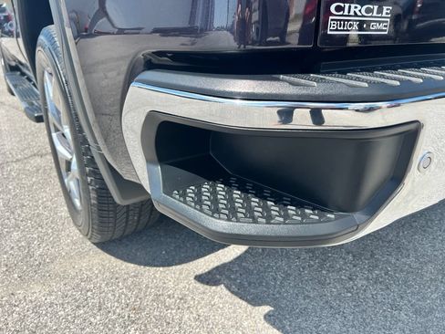 Used 2022 GMC Sierra 1500 SLT w/ SLT Premium Plus Package AWD/4WD image 47