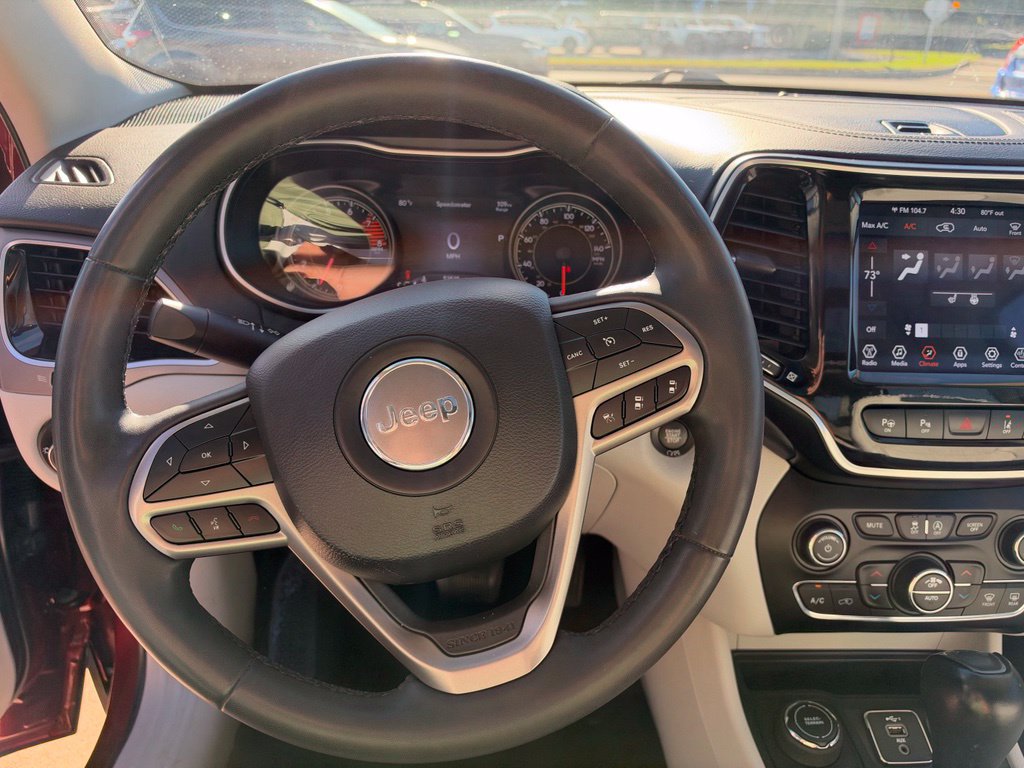 Used 2021 Jeep Cherokee Limited AWD/4WD image 24