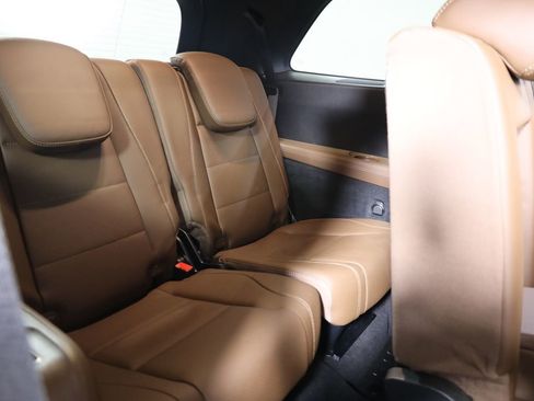 Used 2025 Mercedes-Benz GLS 450 4MATIC image 66