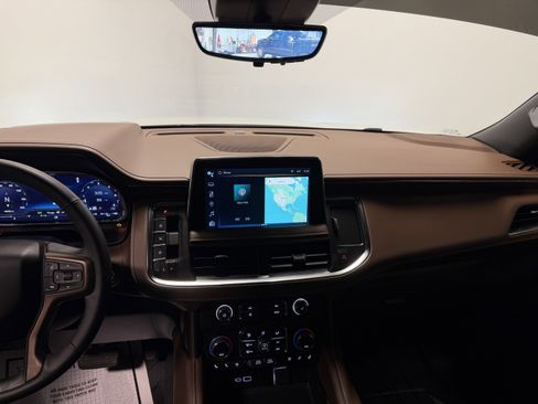 Used 2024 Chevrolet Tahoe High Country image 7