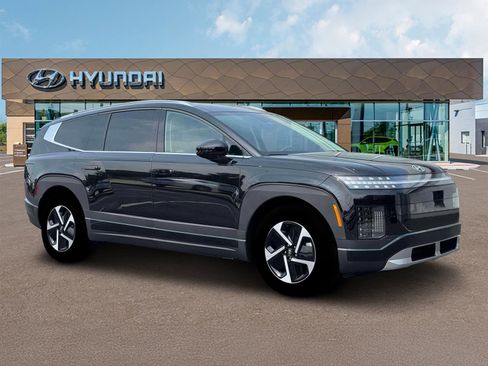 New 2026 Hyundai Ioniq 9 SE AWD/4WD image 16