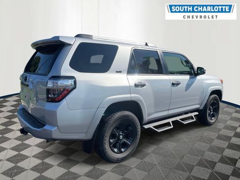 Used 2024 Toyota 4Runner SR5 Premium w/ Moonroof Package AWD/4WD image 4