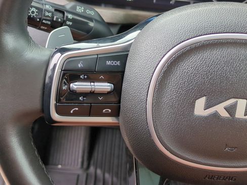 Used 2022 Kia Sorento SX Prestige w/ Rust Color Package image 18