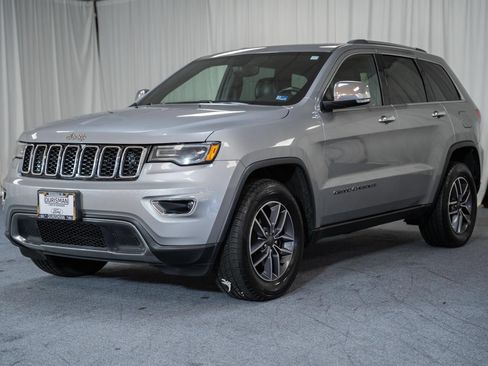 Used 2019 Jeep Grand Cherokee Limited w/ Luxury Group II RWD image 3