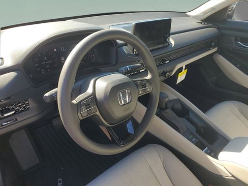New 2025 Honda Accord SE image 10
