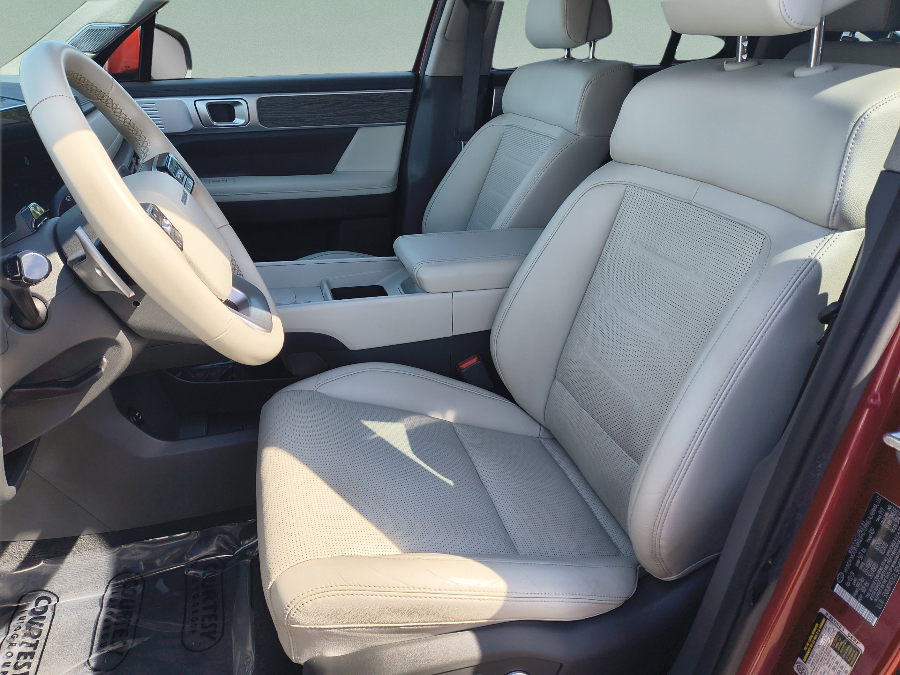 Certified 2024 Hyundai Santa Fe Limited AWD/4WD image 21