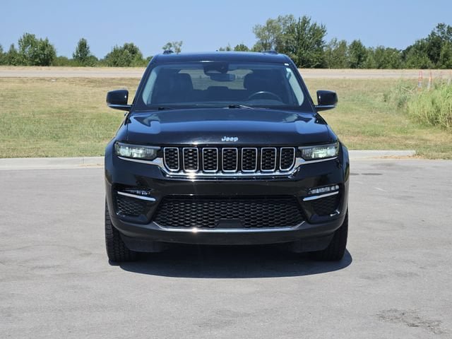 Used 2022 Jeep Grand Cherokee Limited AWD/4WD image 2