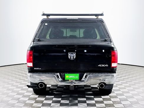 Used 2018 RAM 1500 SLT image 8