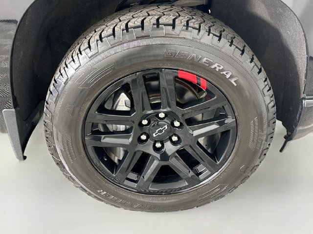 Used 2021 Chevrolet Silverado 1500 RST w/ Redline Edition AWD/4WD image 31