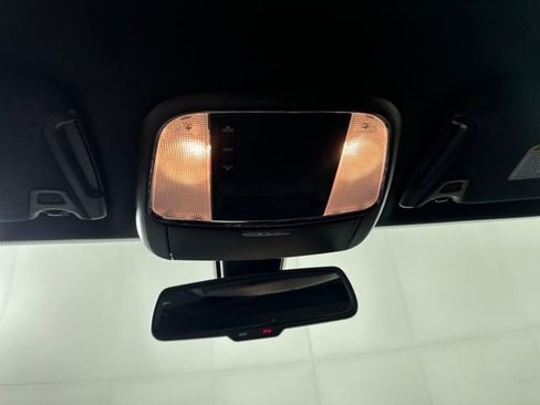 Used 2023 Dodge Charger SXT w/ Blacktop Package image 30