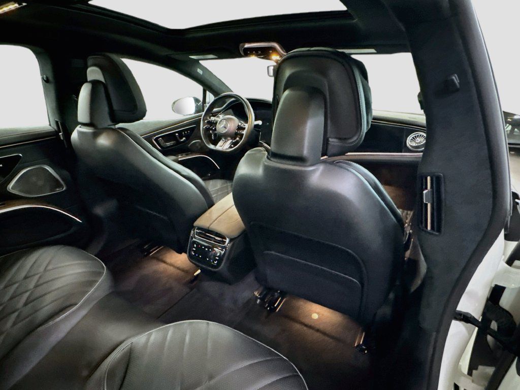 Certified 2023 Mercedes-Benz EQS AMG 4MATIC image 32