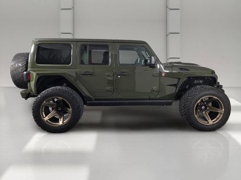 Used 2024 Jeep Wrangler Unlimited AWD/4WD image 4