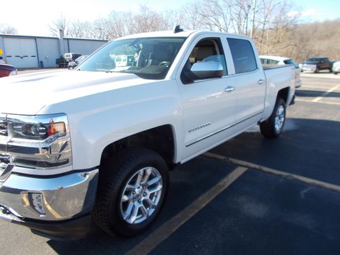 Used 2017 Chevrolet Silverado 1500 LTZ image 7
