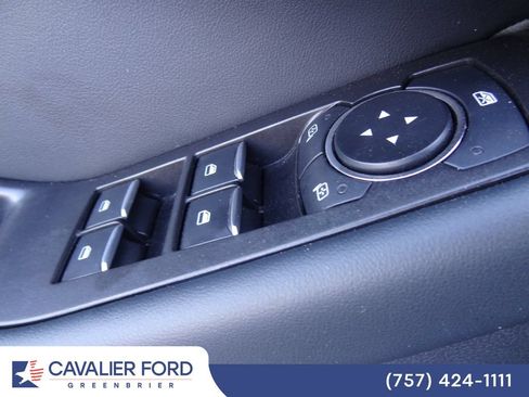 Certified 2025 Ford Explorer ST-Line AWD/4WD image 14