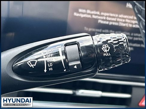 New 2026 Hyundai Elantra Limited FWD image 31