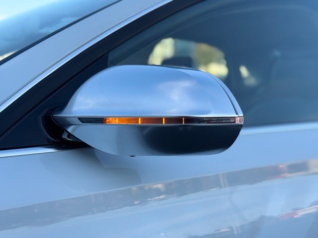 Used 2013 Audi S8 AWD/4WD image 42