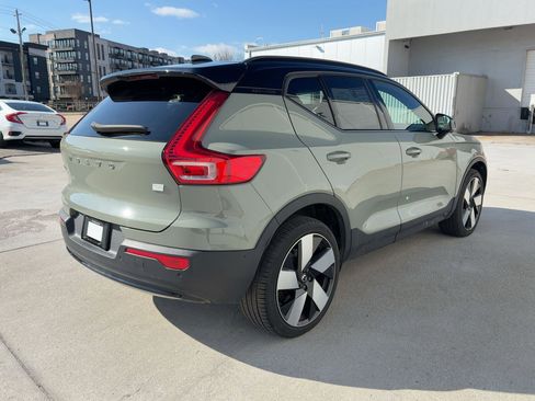 Certified 2023 Volvo XC40 Recharge Ultimate image 9