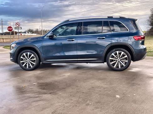 Used 2023 Mercedes-Benz GLB 250 GLB 250 image 4