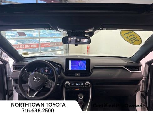 Used 2023 Toyota RAV4 SE w/ Weather & Moonroof Package AWD/4WD image 7