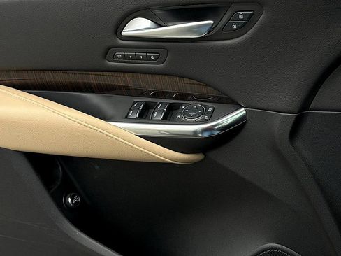 Used 2025 Cadillac XT4 Premium Luxury w/ Technology Package image 19