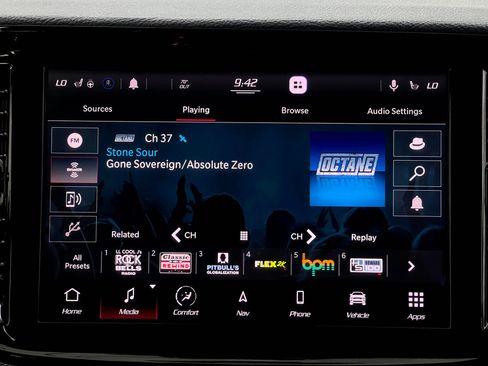 Used 2021 Dodge Durango R/T w/ Blacktop Package AWD/4WD image 24
