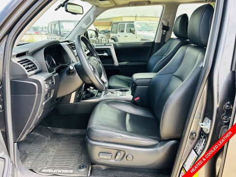 Used 2019 Toyota 4Runner Limited AWD/4WD image 3