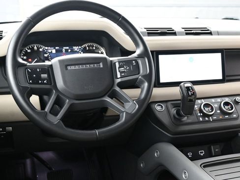 Used 2023 Land Rover Defender 110 X-Dynamic SE image 7