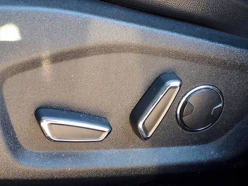 Used 2018 Ford Edge SEL w/ Equipment Group 201A image 14