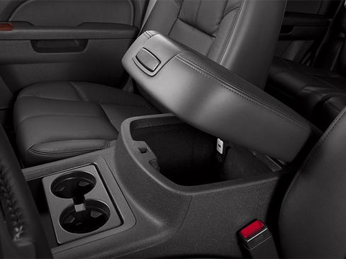 Used 2014 GMC Yukon SLE RWD image 18