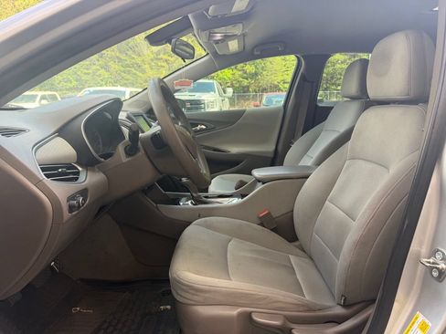 Used 2017 Chevrolet Malibu LS FWD image 8