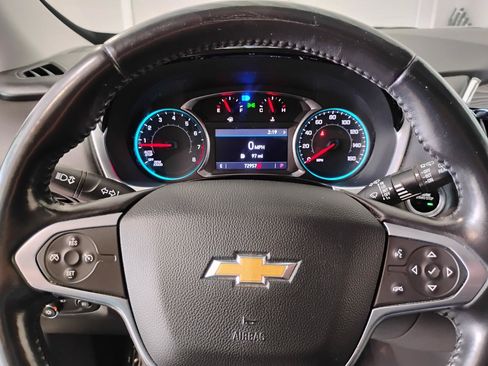 Used 2021 Chevrolet Traverse LT FWD image 50