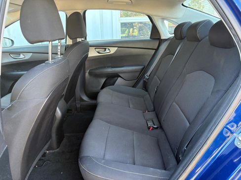 Used 2019 Kia Forte LXS image 15