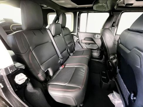New 2026 Jeep Wrangler Unlimited Rubicon image 10