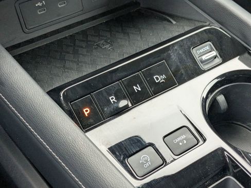 Used 2025 Nissan Murano SV image 20