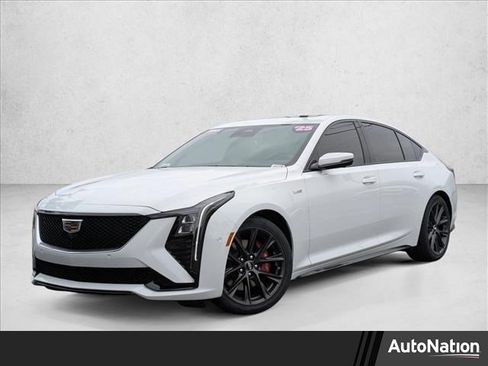 Used 2025 Cadillac CT5 V image 1