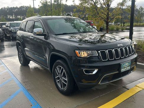 Used 2019 Jeep Grand Cherokee Limited AWD/4WD image 3