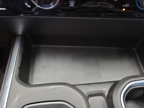 Used 2024 GMC Sierra 1500 SLT w/ SLT Premium Package image 41