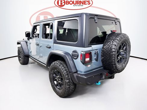 Used 2024 Jeep Wrangler Unlimited image 7