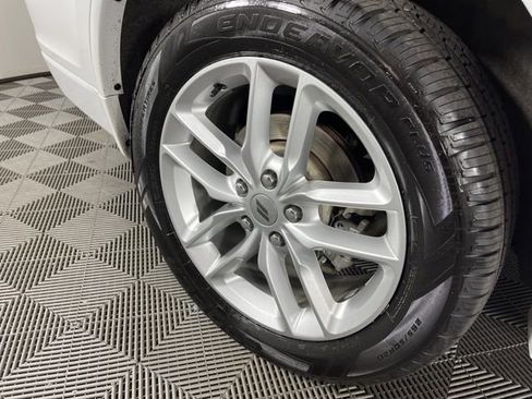 Used 2023 Dodge Durango GT AWD/4WD image 16