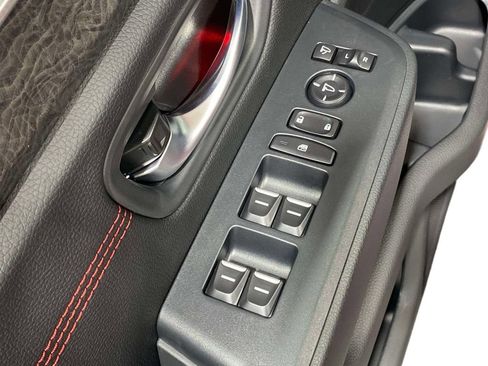 New 2026 Honda Pilot Black Edition image 19