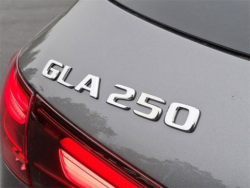 Used 2026 Mercedes-Benz GLA 250 GLA 250 image 26