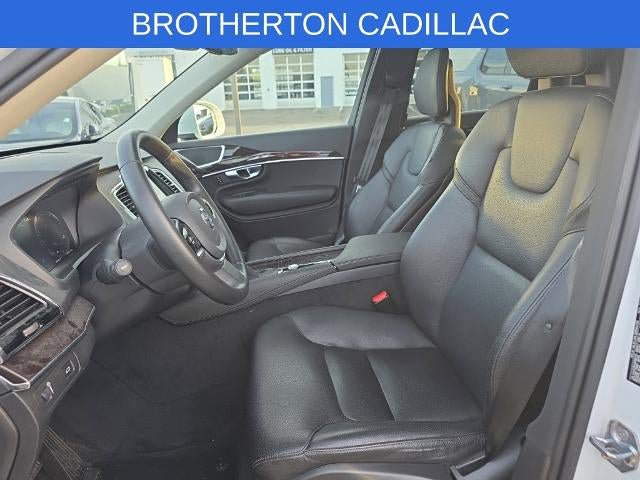 Used 2017 Volvo XC90 T6 Momentum w/ Momentum Plus Package AWD/4WD image 12