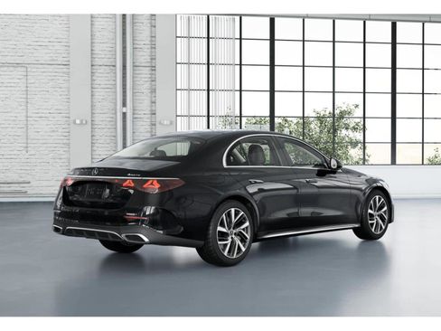New 2026 Mercedes-Benz E 450 4MATIC Sedan image 19